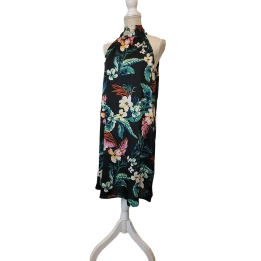 Nine West Black Floral Shift Halter Neckline Trapeze Dress